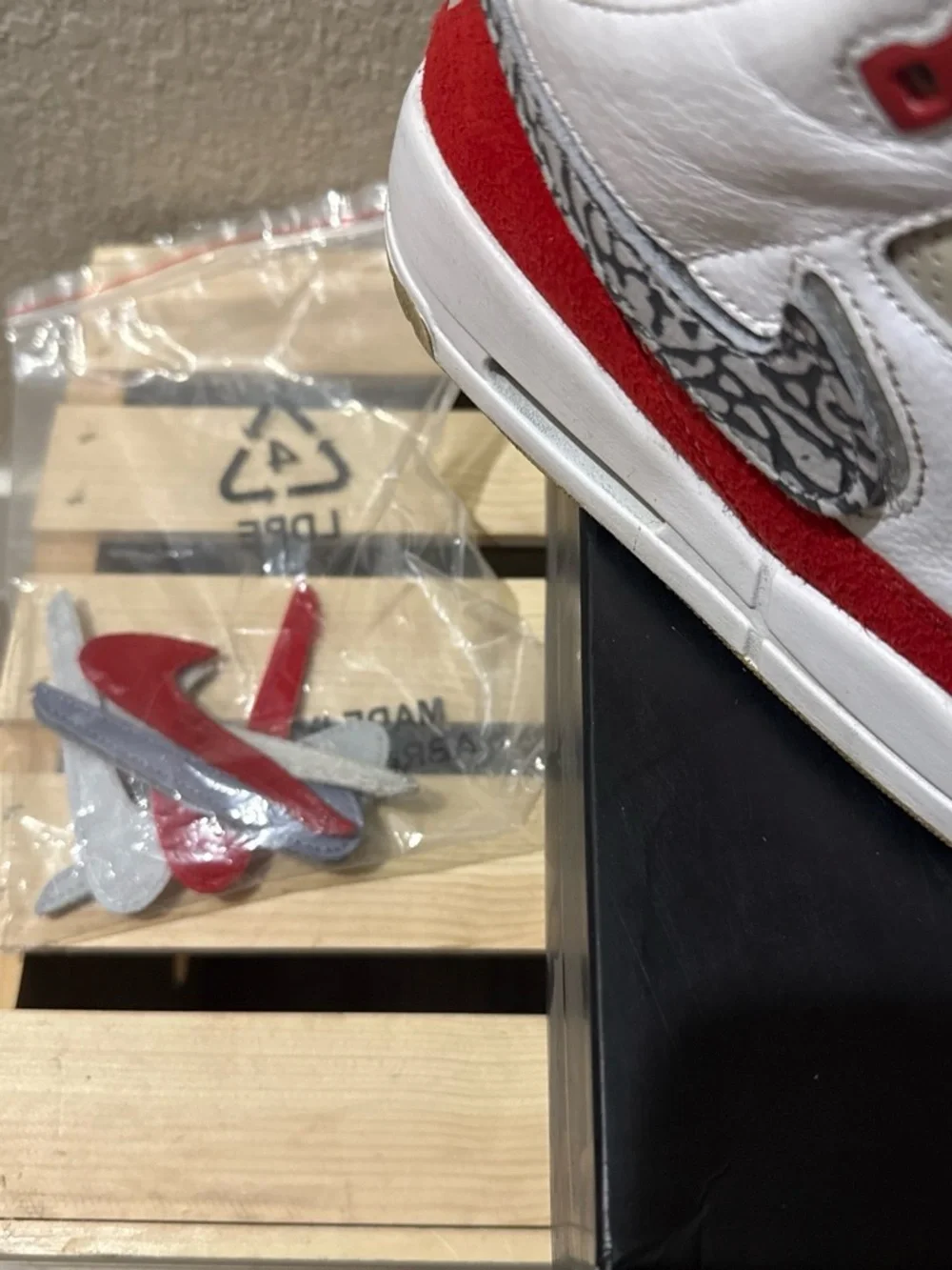 Air Jordan 3 “tinker”